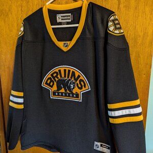 Bruins hockey shirt